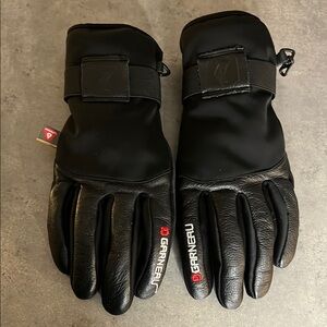 Black Louis Garneau Women's Gloves